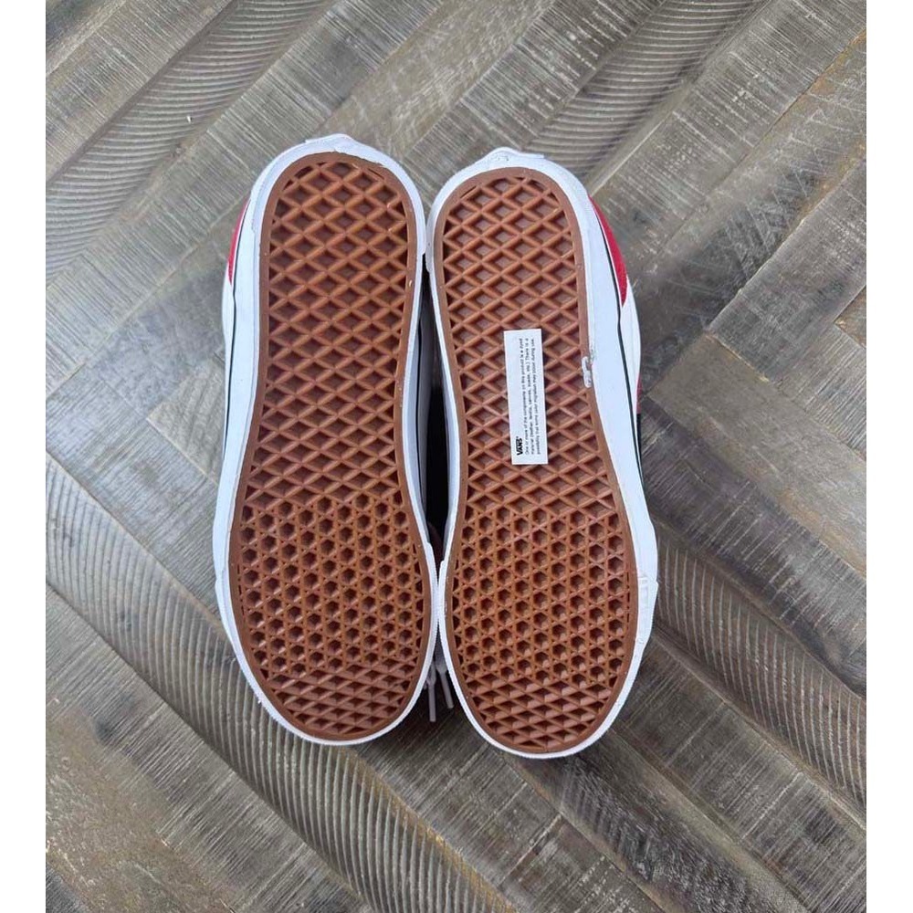 Vans Low Top Skate Shoes Red White Canvas Suede Mens 11.5 1721356 NEW - Picture 9 of 9